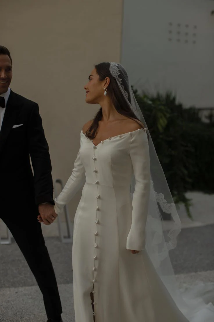 Elegant Off White Unique Wedding Dress Long Bridal Gown   fg7557 - Image 5