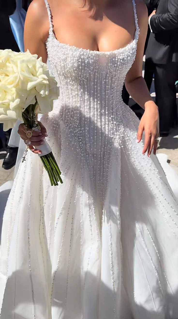 Luxury Wedding Dresses, Sleeveless Beaded A-line Bridal Gowns fg7675